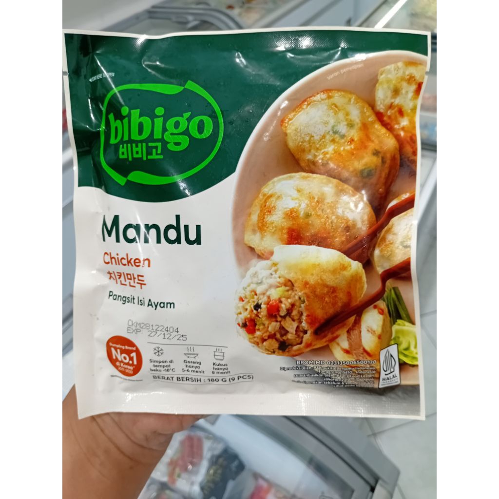 

Bibigo Mandu Chicken / Gyoza 180gr isi 9 pcs, pangsit korea isi ayam enak bangeet