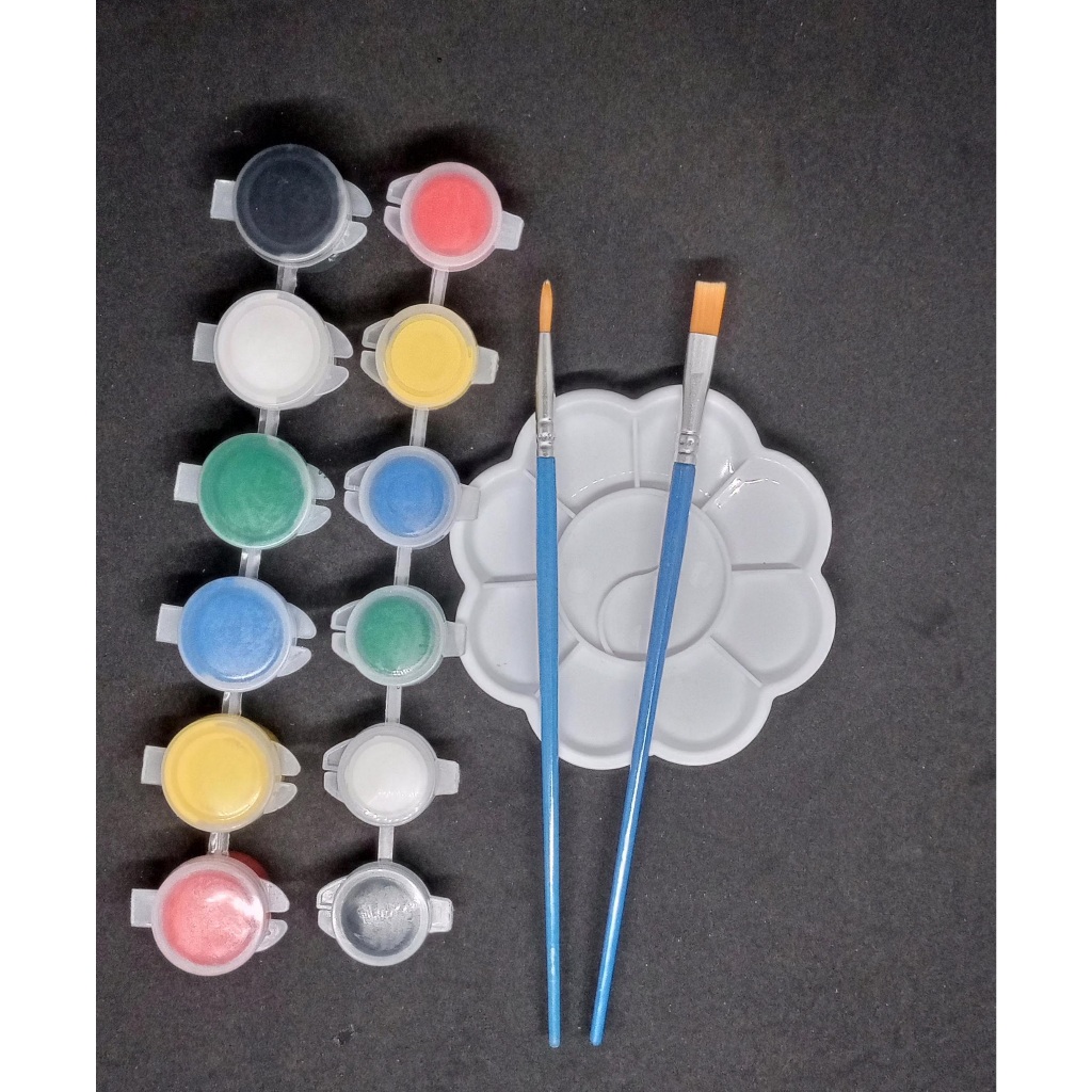 

Cat Akrilik 3 ml dan 5 ml Perwarna x6 pcs+ palet dan kuas
