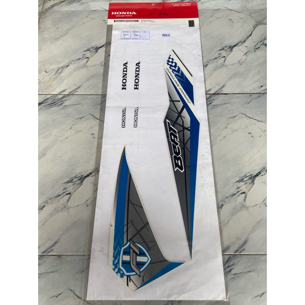 Sticker Body Kanan Biru Putih New Beat Esp 871X0-K81-N0ZER
