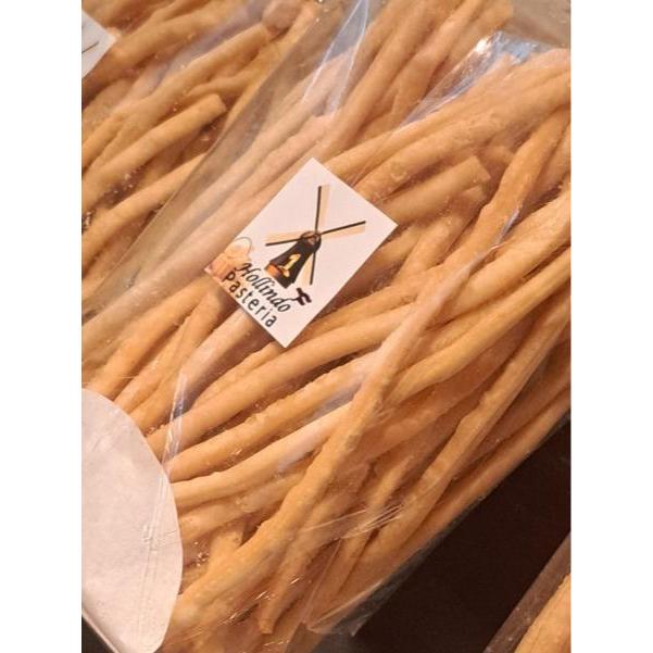 

Artisan Dutch Edam Cheese Sticks (Kaas Stengels) Premium or Deluxe