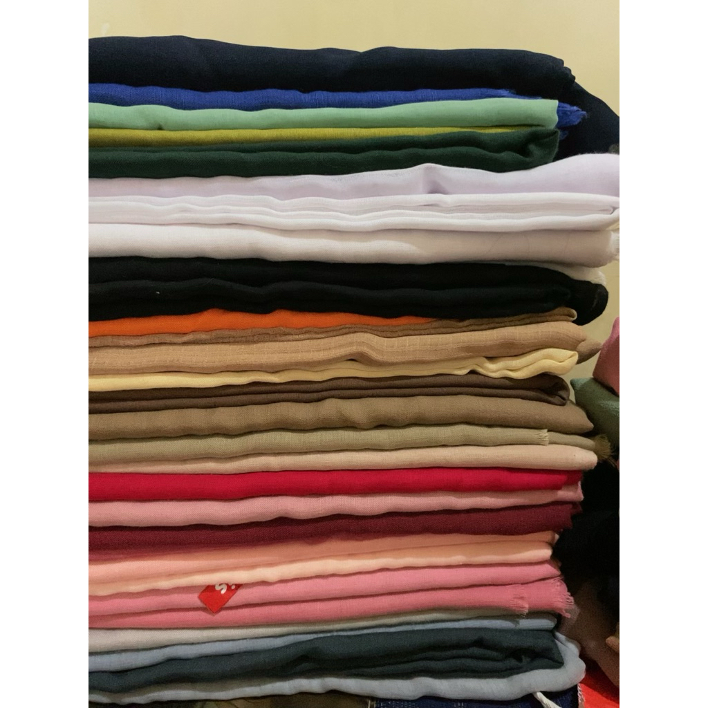 PRELOVED JILBAB SEGIEMPAT / PRELOVED JILBAB / Preloved Jilbab Pribadi Barang Bersih Bagus