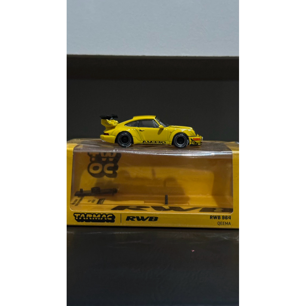 Tarmac Porsche RWB Qeema 1/64 - Chassis no. 135