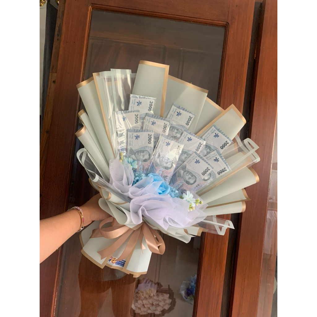 

BUKET UANG KOSONG by pusatkadotrenggalek