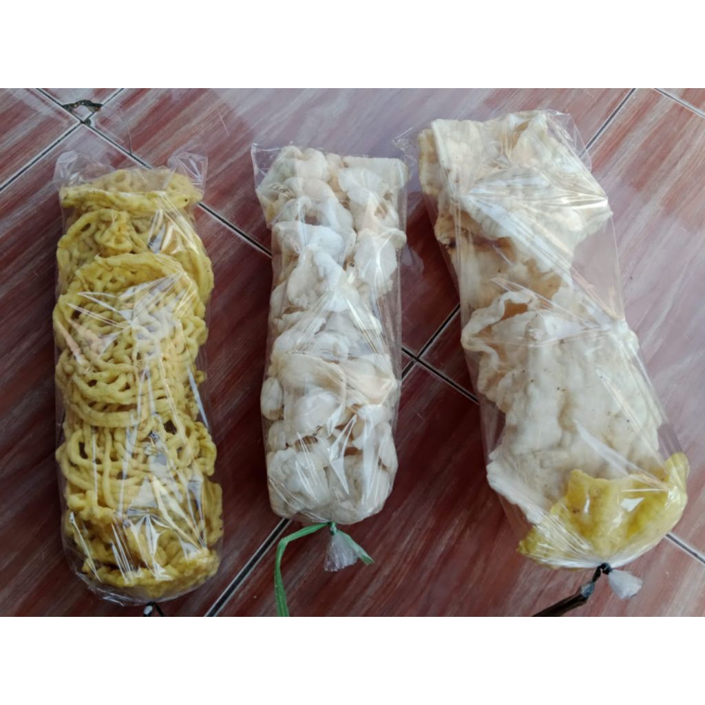 

aneka kerupuk mlarat khas cirebon
