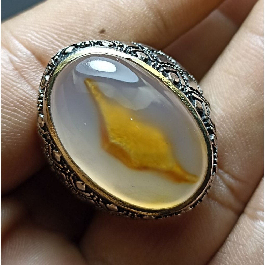 BATU AKIK YAKUT KUNING ANTIK