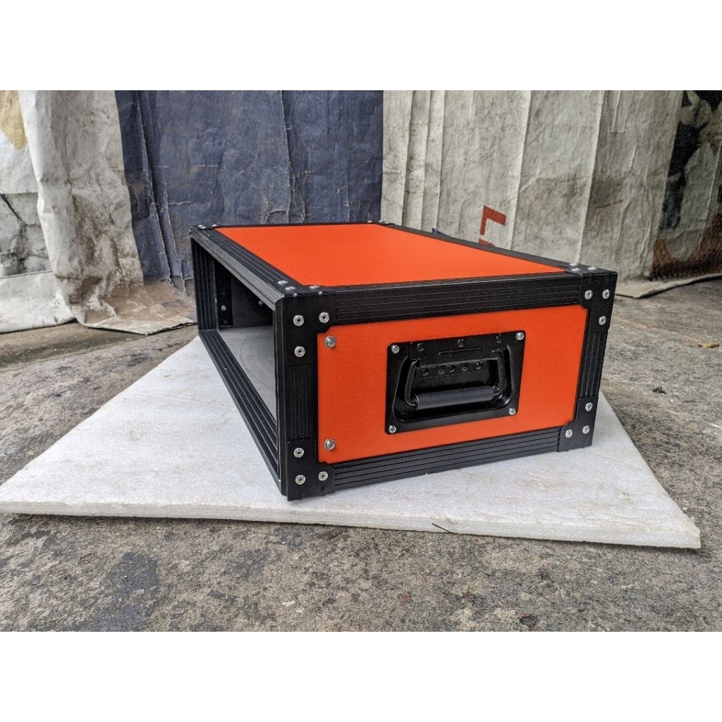 Harkis ACC 4U, Rak ACC 4U