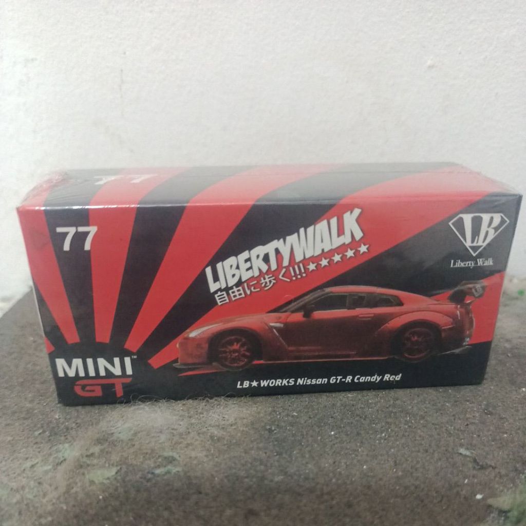 Mini GT/77 LB*Works Nissan GT-R Candy Red (Free Protektor)