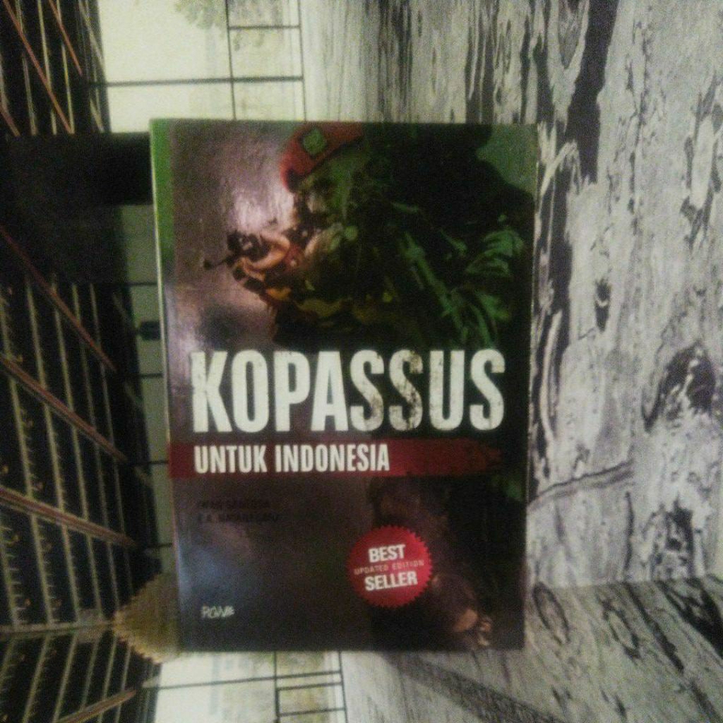 Buku KOPASSUS UNTUK INDONESIA