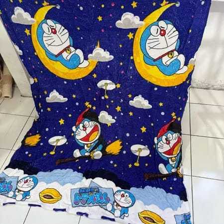 (NEW) SELIMUT BULU SUPERSOFT HALUS KHAWLA 130x180 Motif Karakter Kartun Anak Doraemon Mimpi Tidur Ma