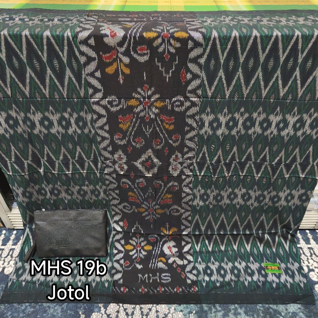 MHS-19 Sarung Goyor Super ATBM Tenun Tangan Tradisional