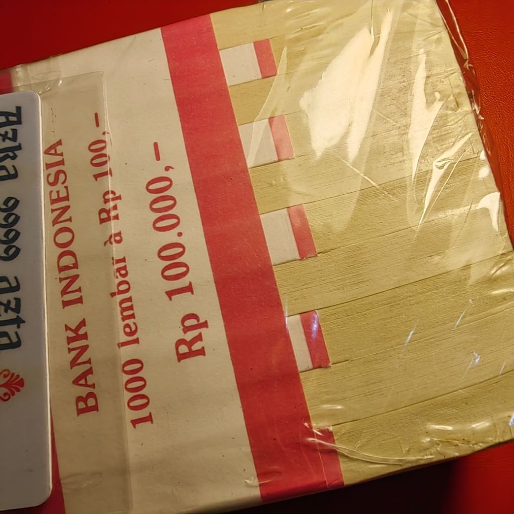 100 rupiah pinisi 1992 GRESS 1 BRUT 1000 lembar
