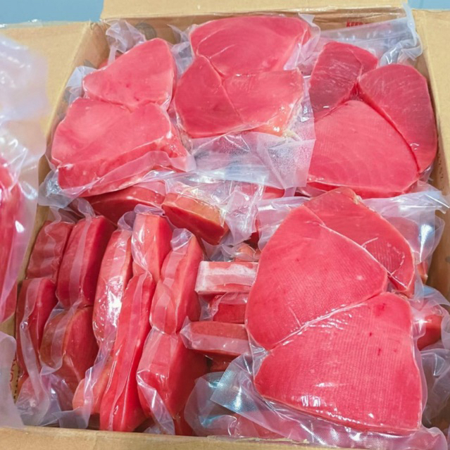 

IKAN TUNA FILLET STEAK / TUNA STEAK / 500 GRAM