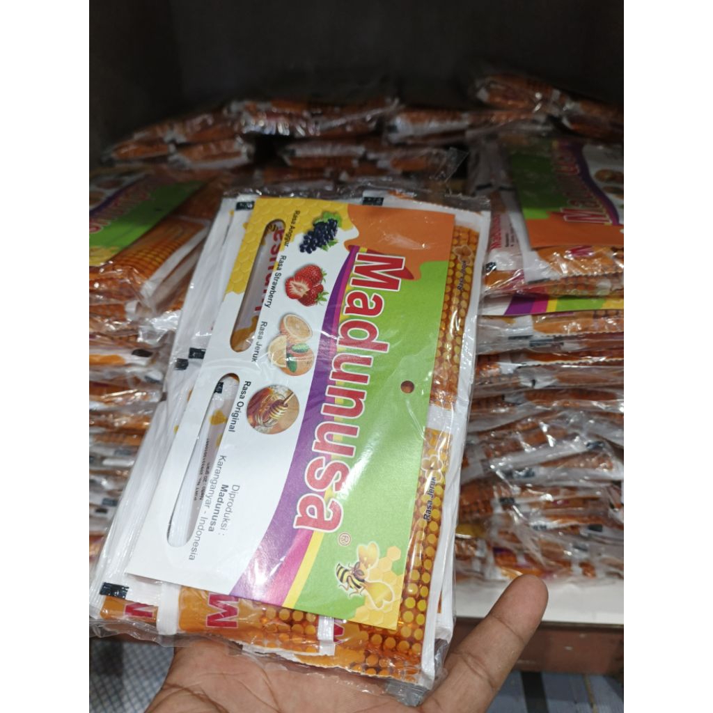 

( 1 pak isi 20 ) madu nusa/madu anak asli
