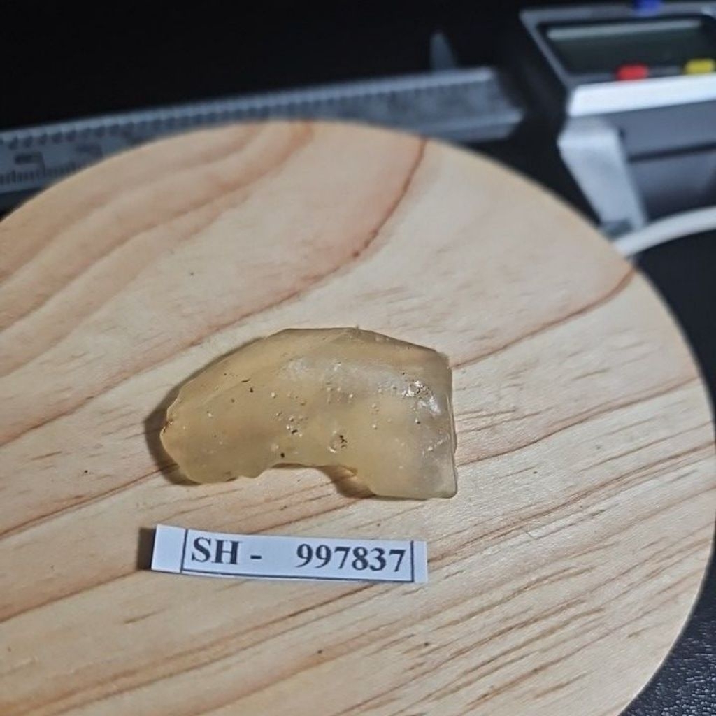 LIBYAN DESERT GLASS BATU ASLI TANPA MEMO