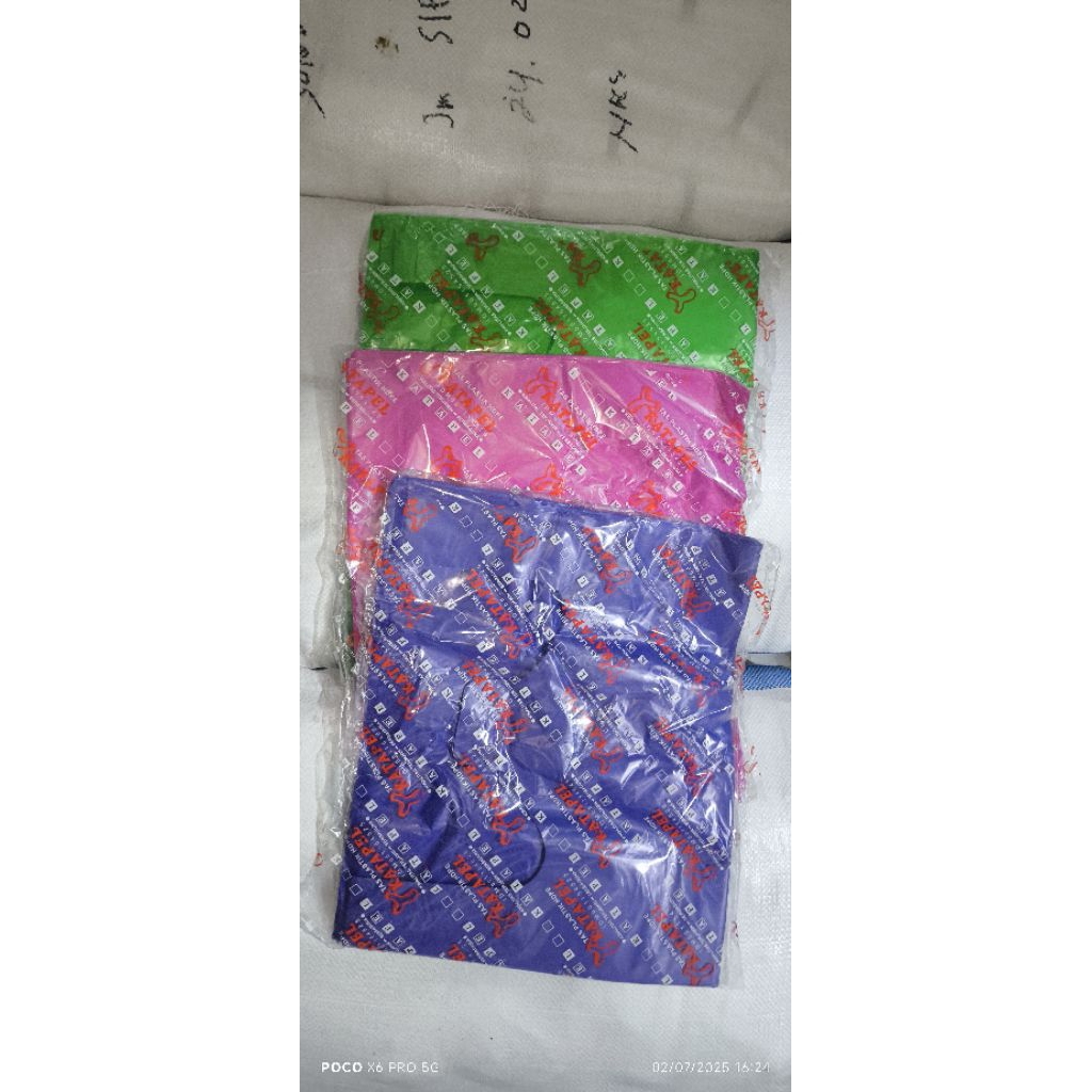 plastik kresek jumbo pelangi ukuran 40×60 isi 20 pcs/ pack