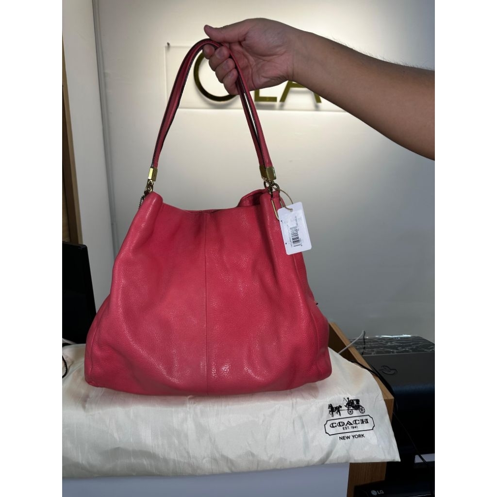 Tas Coach Hobo Shoulder Bag Authentic Original (warna Coral Pink)