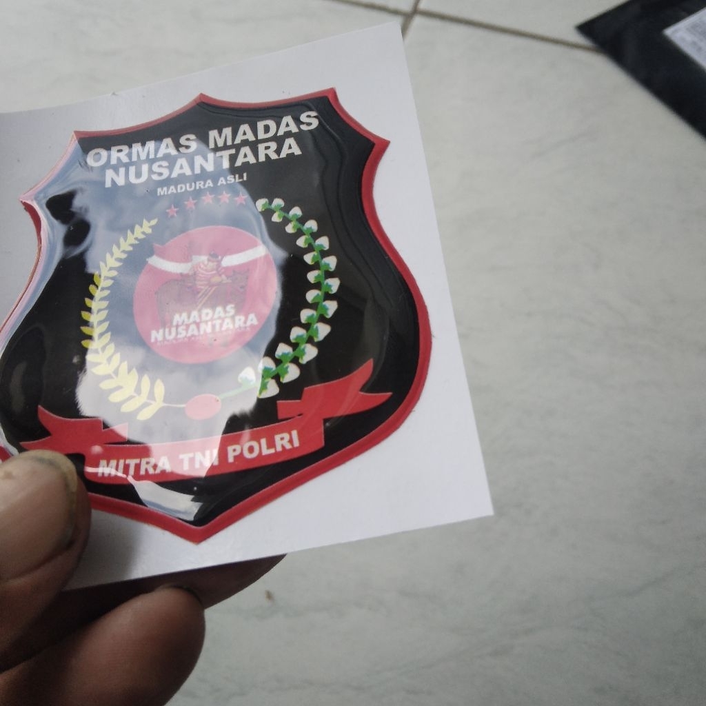 emblem motor ormas madas stiker resin timbul madas madura asli