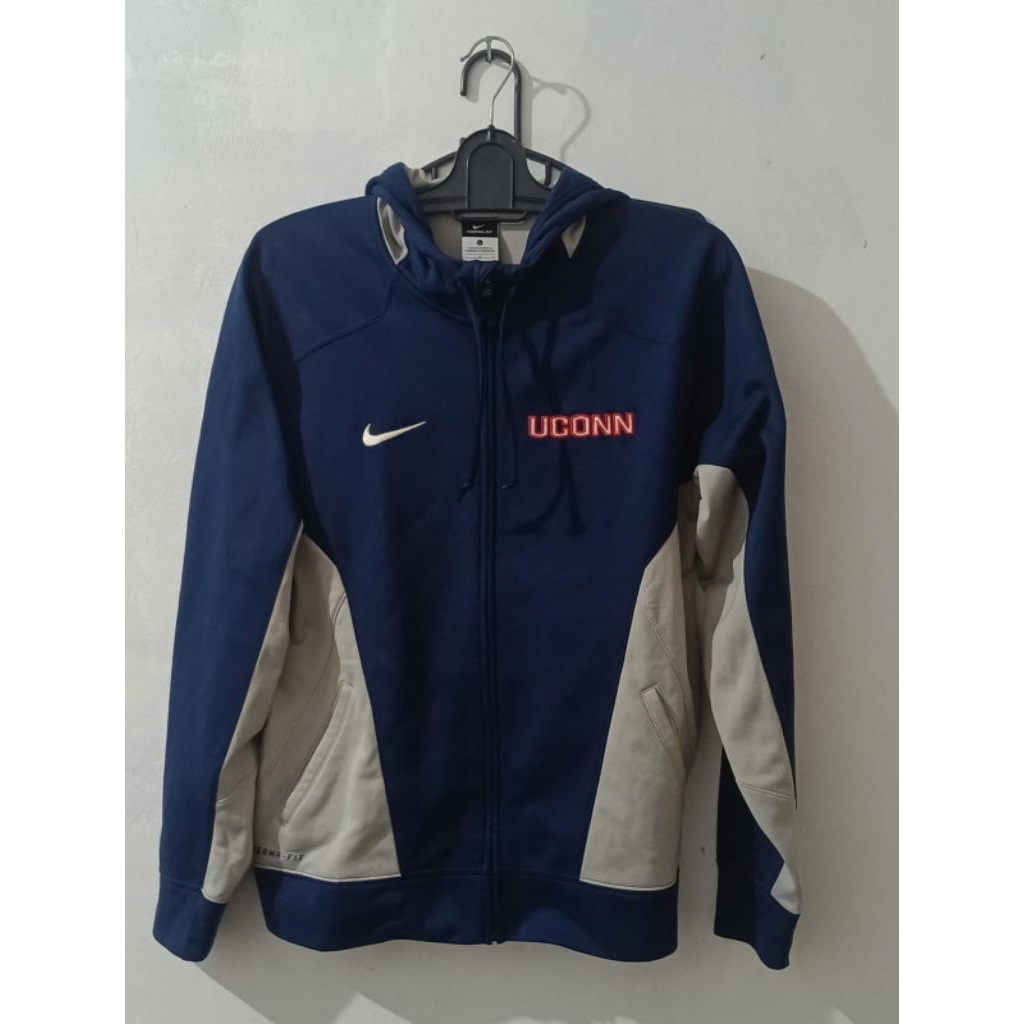 ‎[Preloved] Jaket Nike Original Therma Fit Navy Abu Size L Wanita / M Pria