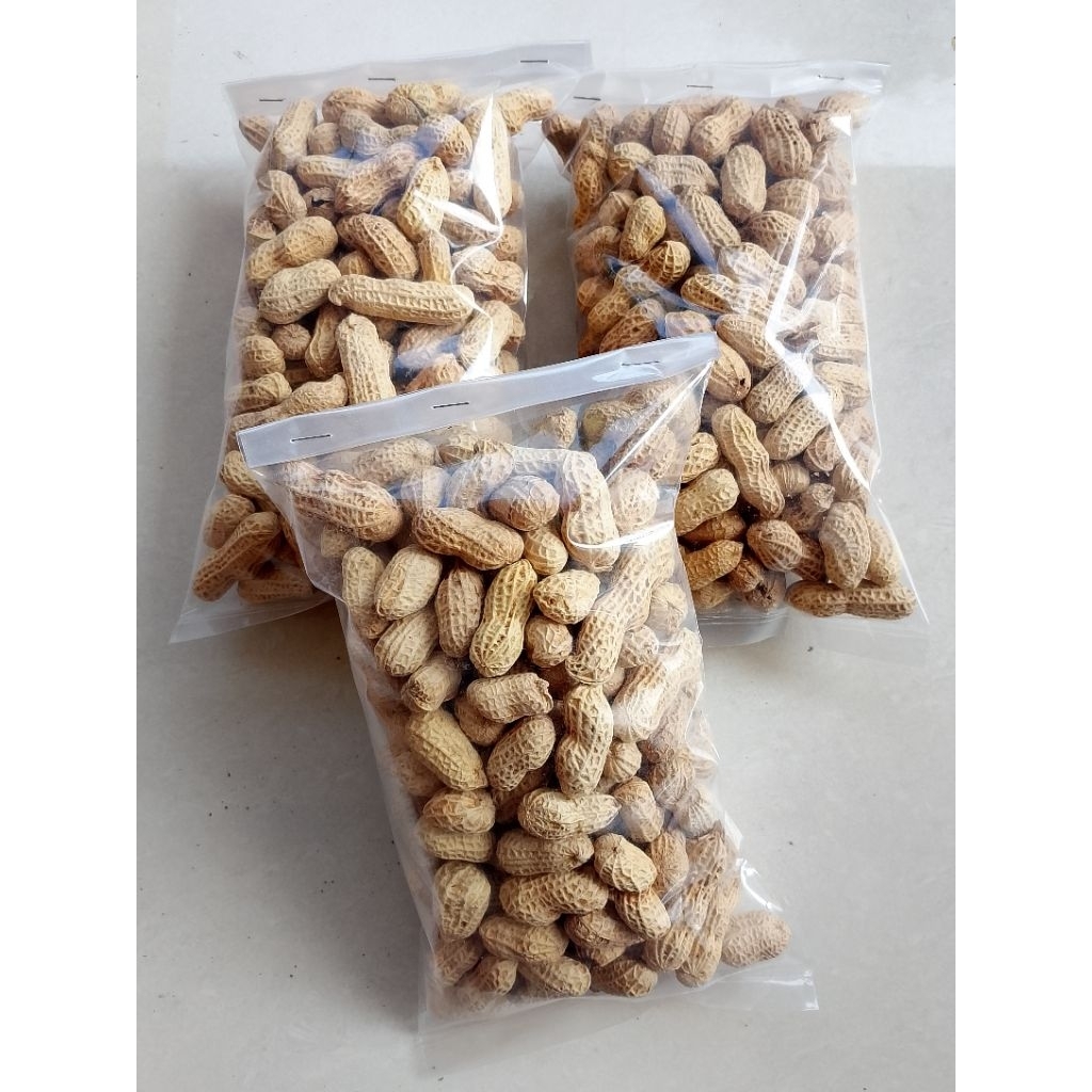 

Kacang Kulit Oven Kacang Asin Super 1kg Halal