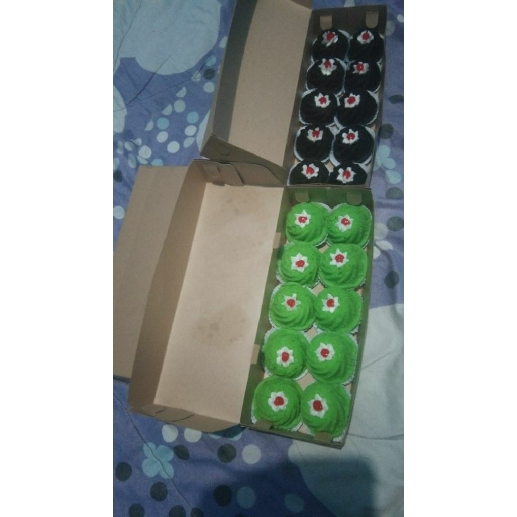 

Mini cake twister