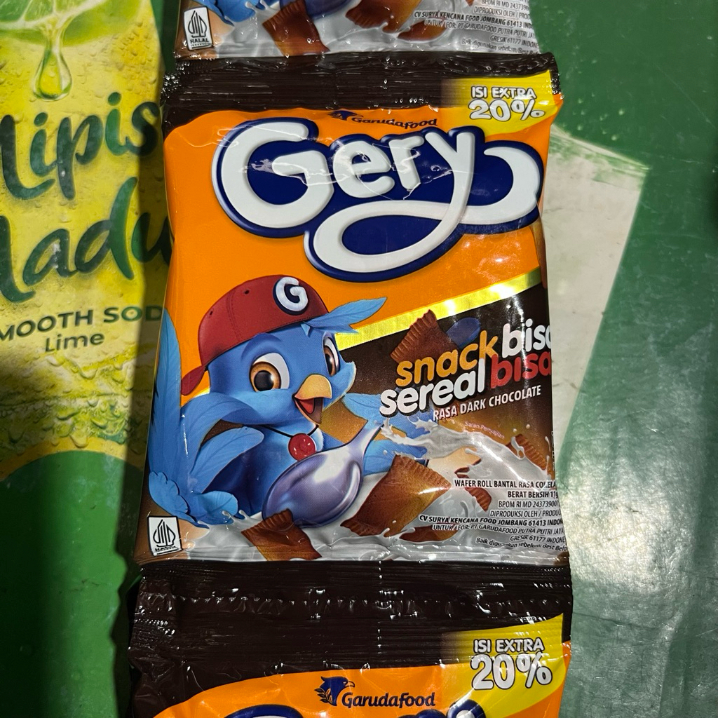 

Gery Sereal Bantal Dark Chocolate 1 Renceng 10 Pcs - Snack Wafer Roll Coklat Cokelat