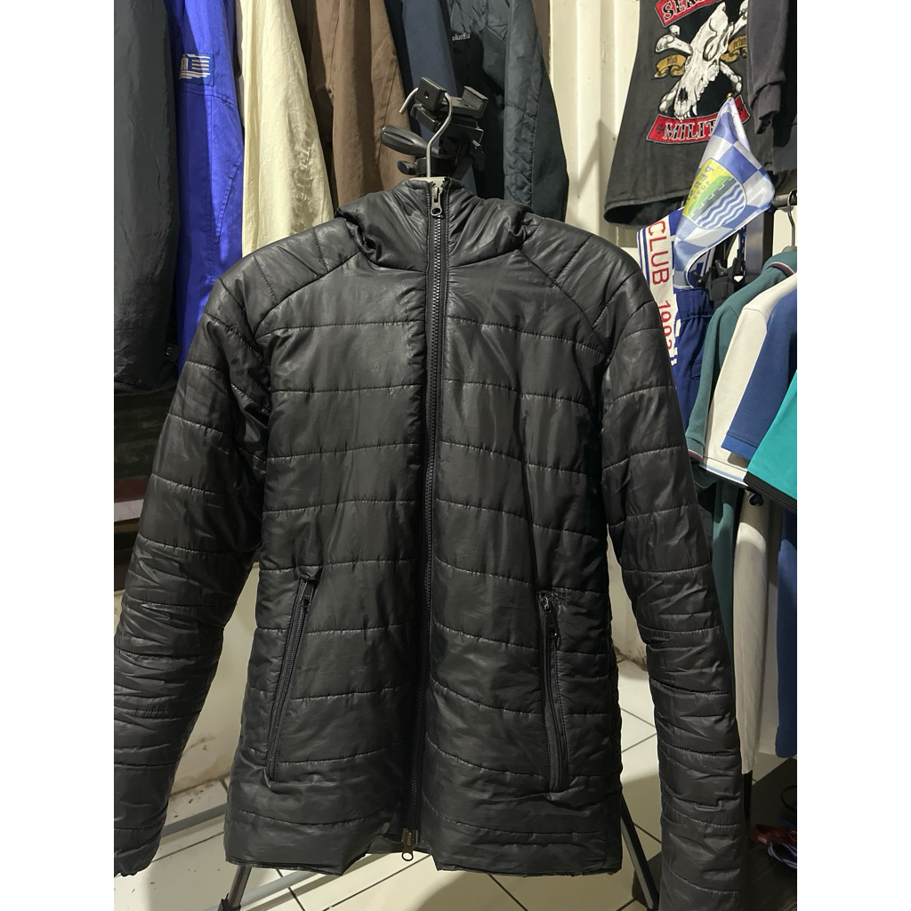 puffer with Google glass Outfirm indonesia