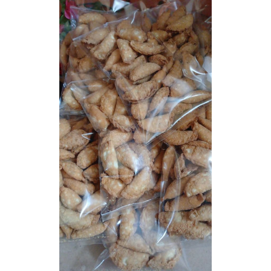 

Pastel mini abon gurih kering khas kota Malang 200gram