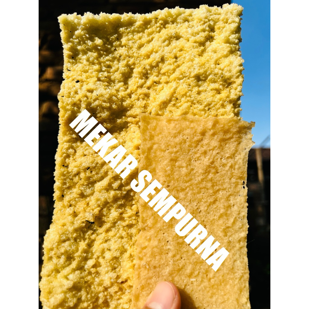 

(1kg) krupuk gendar /krupuk puli/lempeng gendar/lempeng puli/krupuk mentah khas lumajang