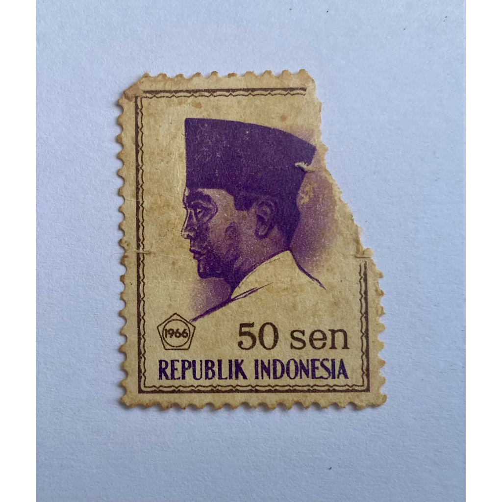 

Perangko Soekarno 50 sen tahun 1966
