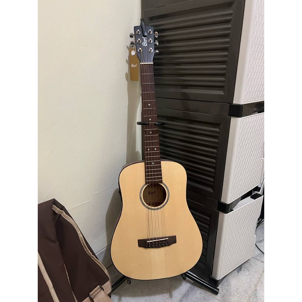 SECOND LIKE NEW GITAR CORT AD MINI E OP ORIGINAL BELI DI YAMAHA MUSIC STORE EMPORIUM MALL