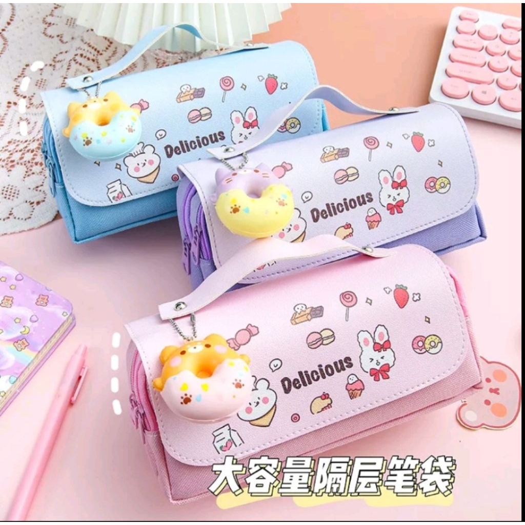 

Tempat Pensil Squishy