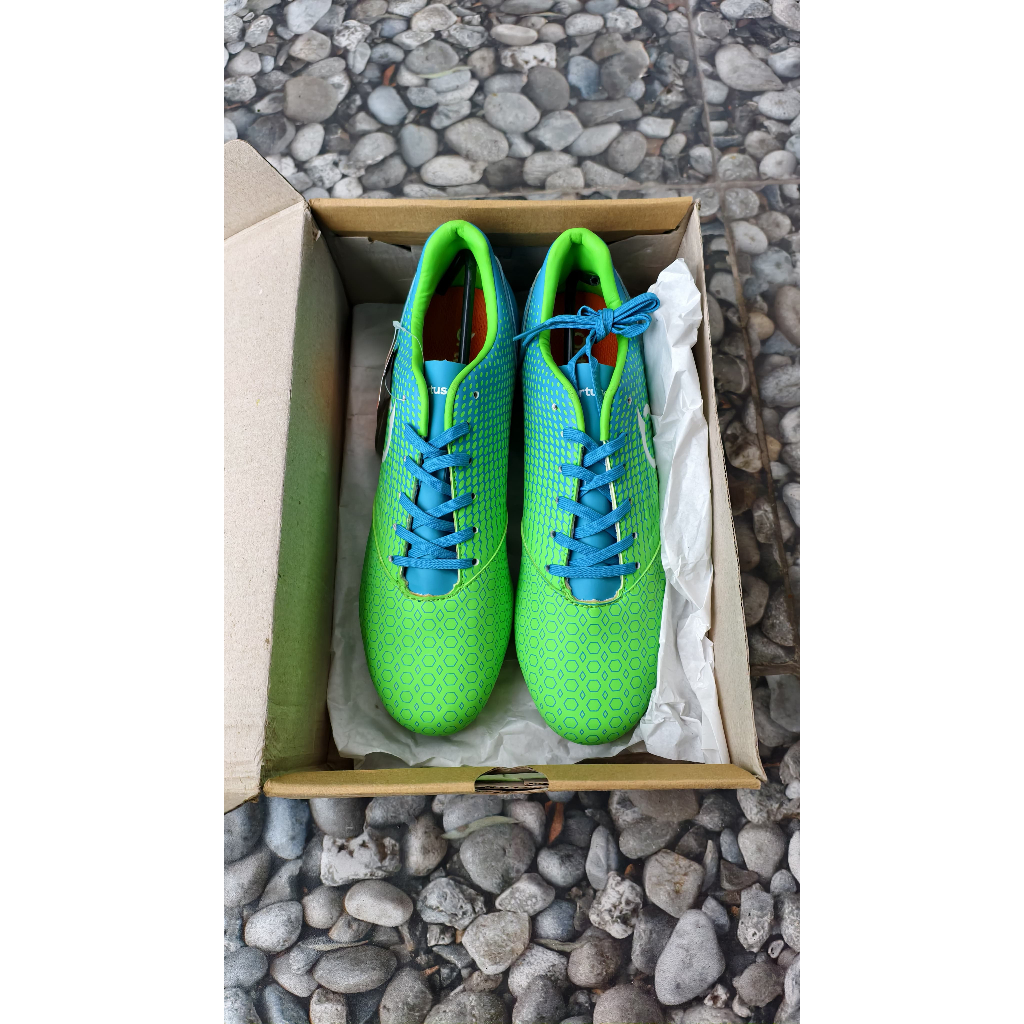 "Sepatu Bola Ortuseight Genesis FG Fluo Green / Cyan / White Size 41"