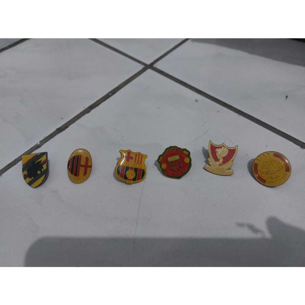 PRELOVED PIN BROS CLUB BOLA JUVENTUS SAMPDORIA ARSENAL BARCELONA MU MILAN LIVERPOOL AJAX