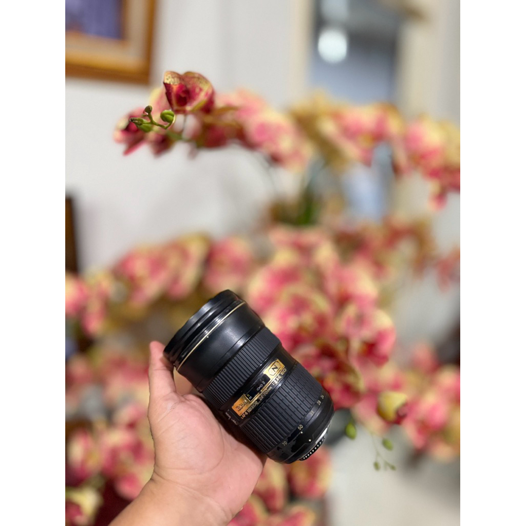 lensa nikon 24 70 nano bukan lensa nikon 85 bukan lensa nikon 35mm