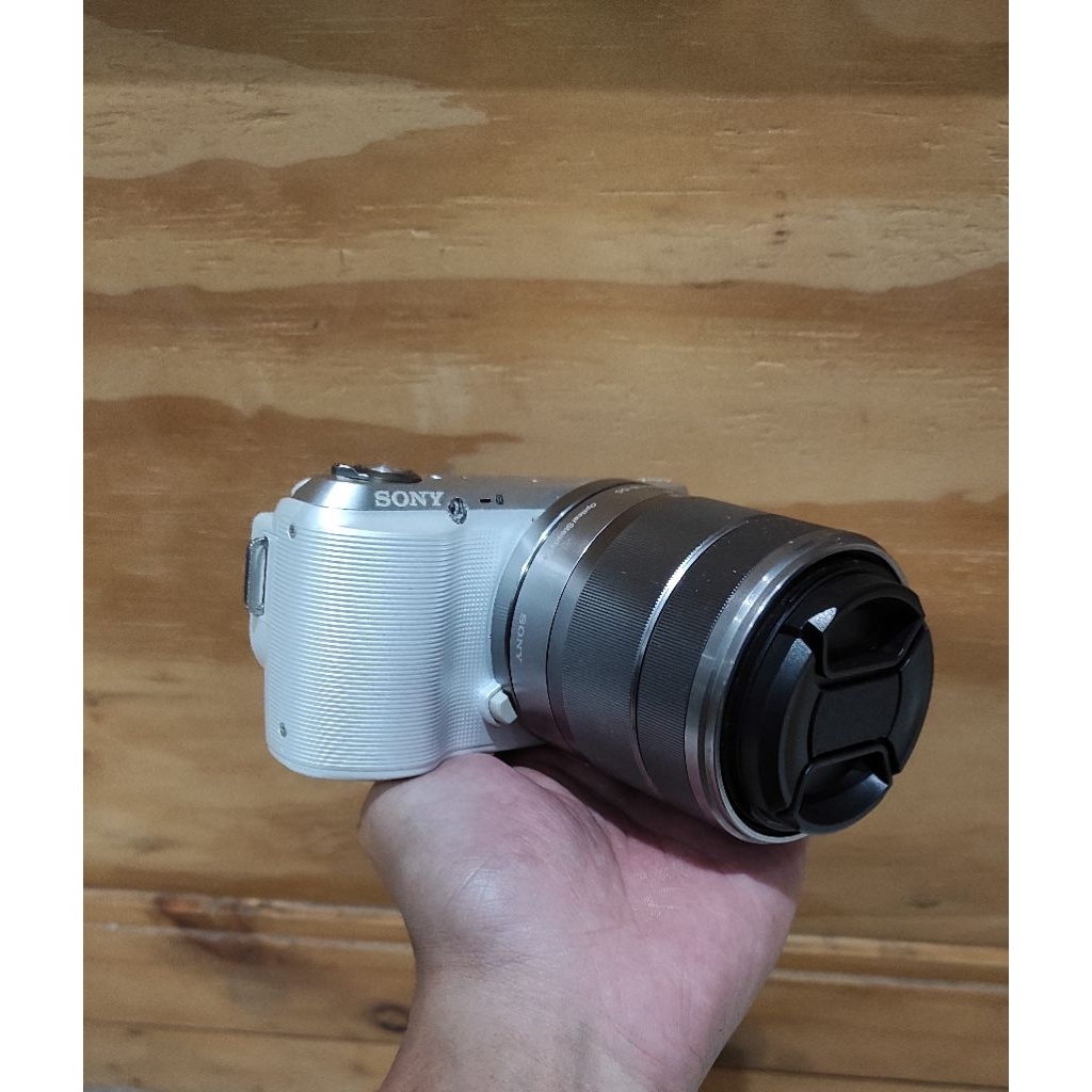 KAMERA MIRRORLESS SONY NEX-C3