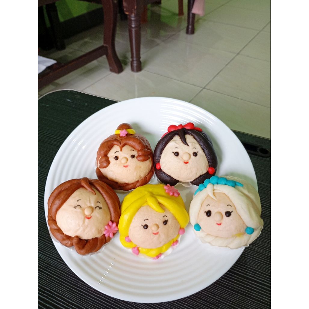 

BAKPAO KARAKTER ISI COKLAT LUMER (READY)