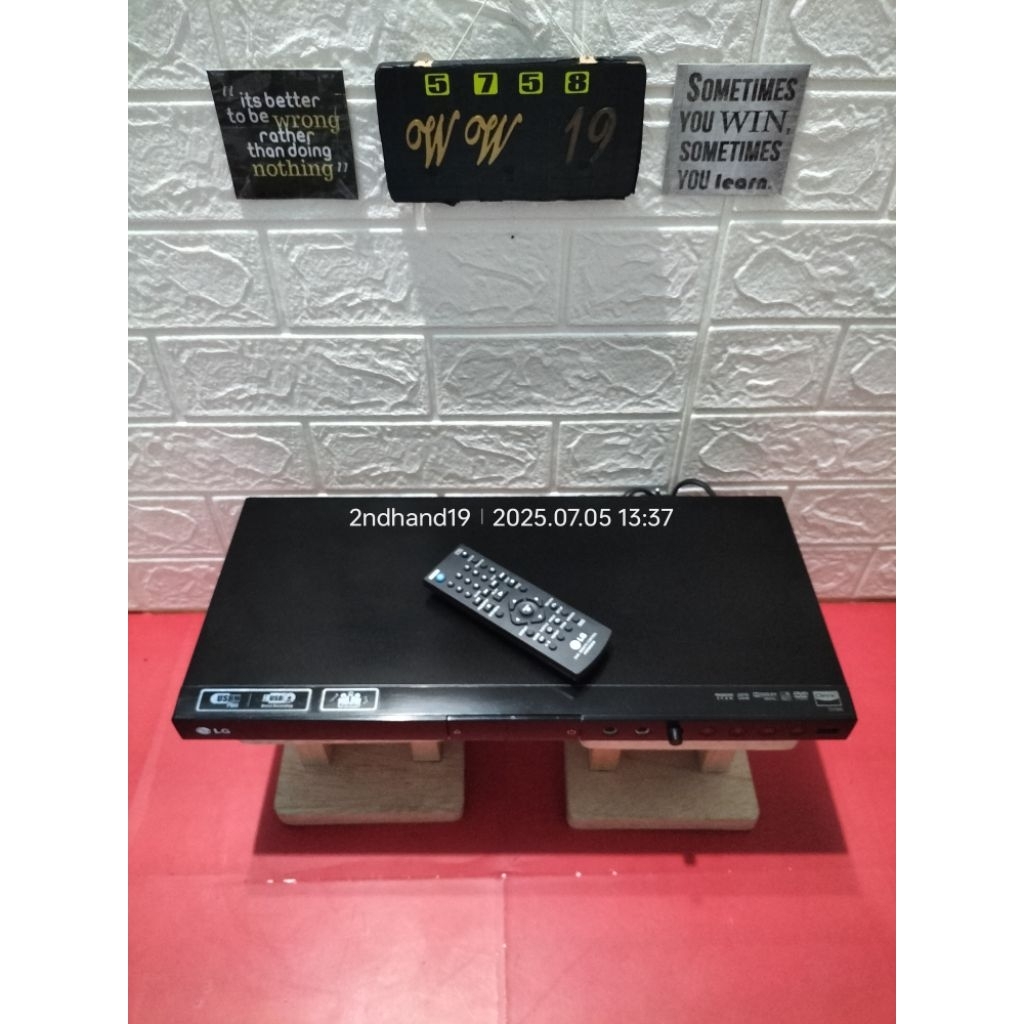 DVD LG DV586 bekas second