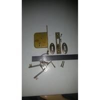 

YALE Kunci Sliding DOOR Pintu Dorong Geser KLASIK ANTIK JADUL VINTAGE