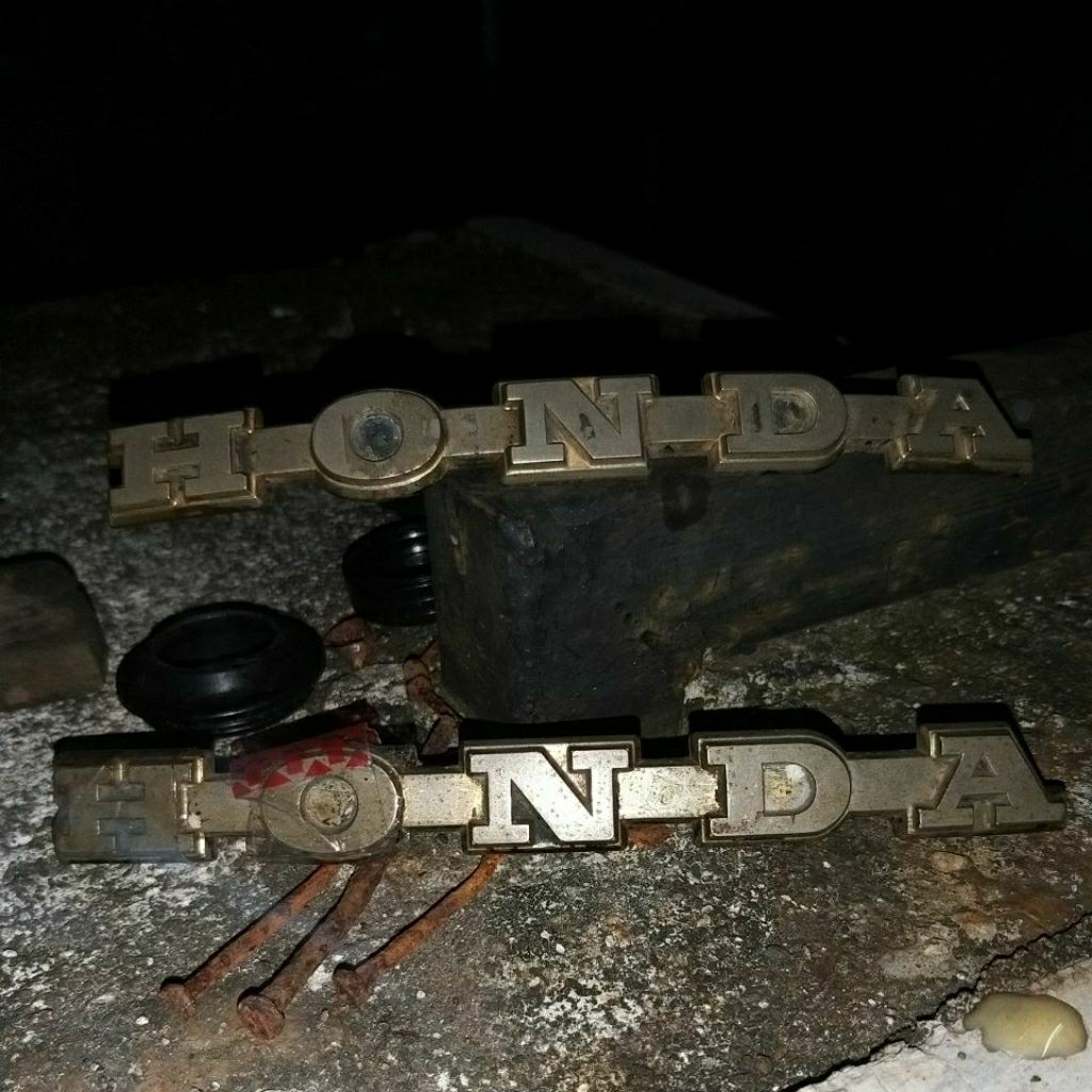 emblem rangka supercub c700/800