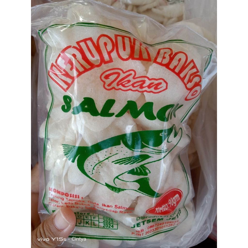 

Kerupuk Bakso Ikan Salmon