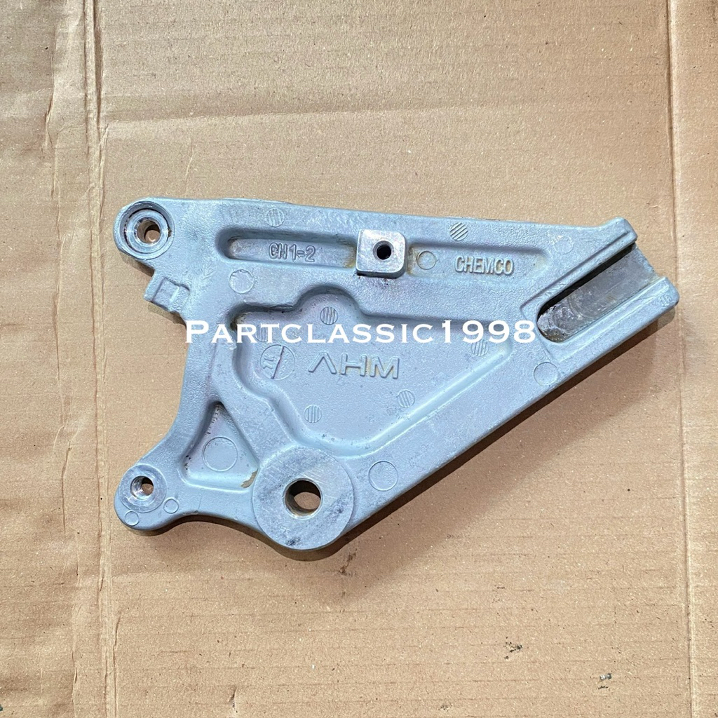 BRACKET breket dudukan kaliper rem cakram belakang SUPRA X 125 FI SECOND ORIGINAL Copotan