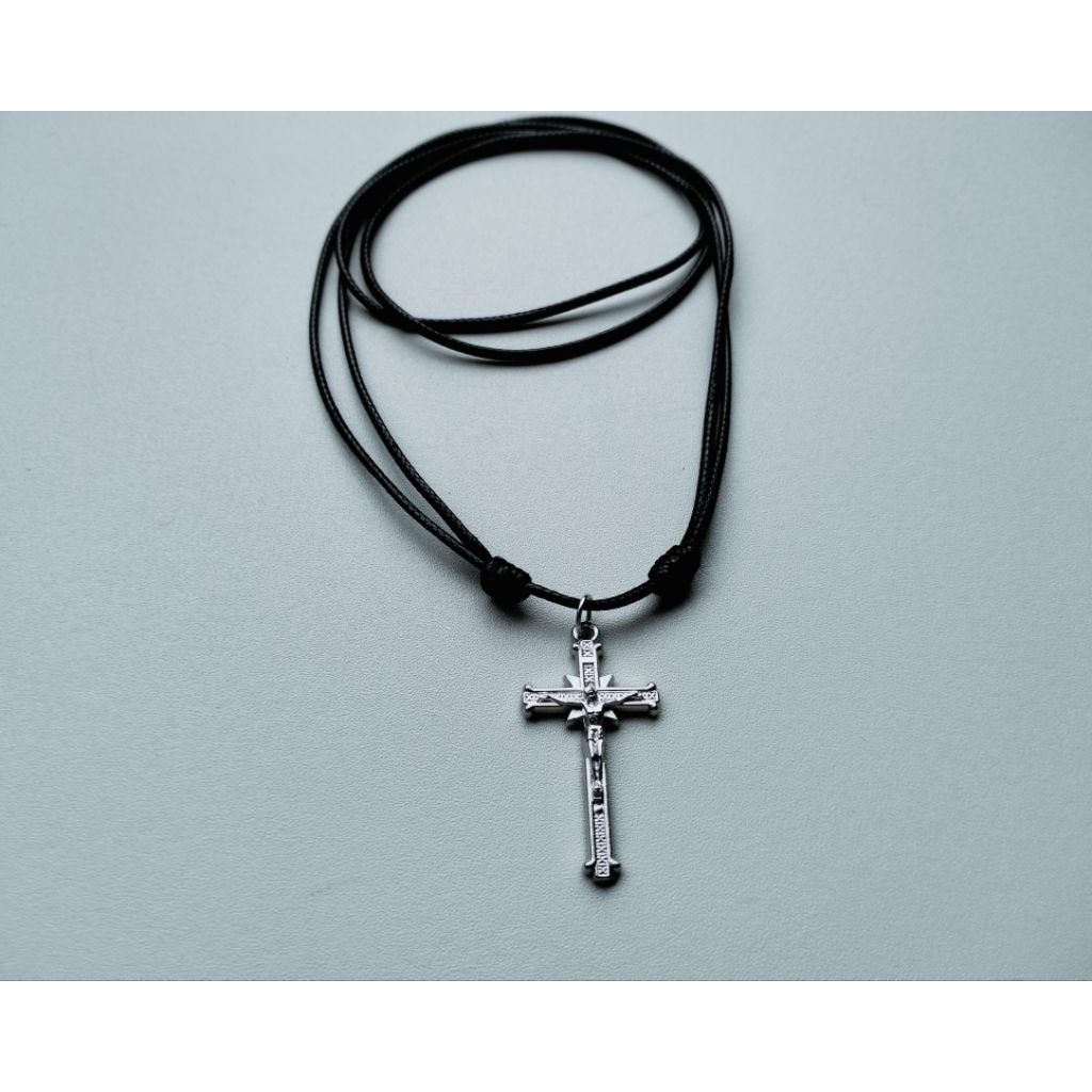 K4 KALUNG TALI HITAM POLOS SALIB TITANIUM SILVER ANTI KARAT