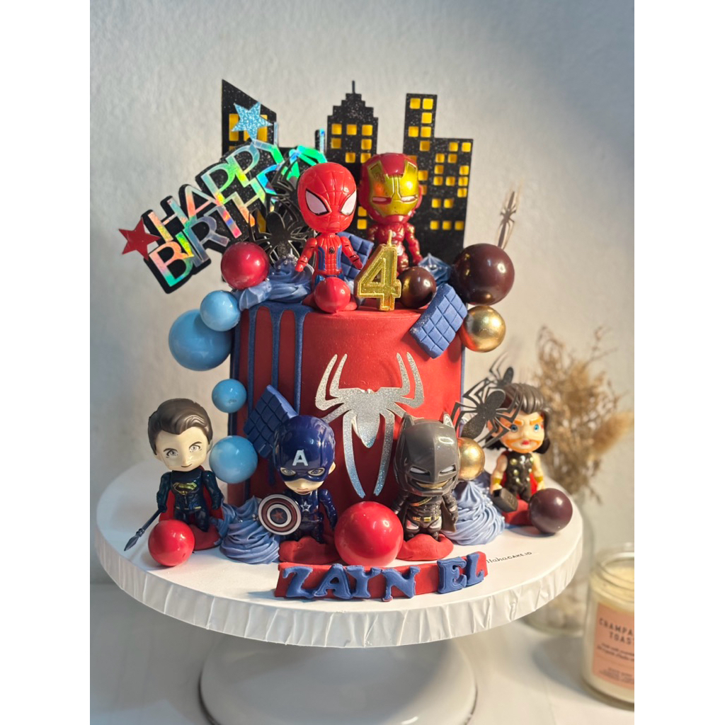 

spiderman cake/custom cake spiderman/kue ulang tahun spiderman/kue ultah anak spiderman