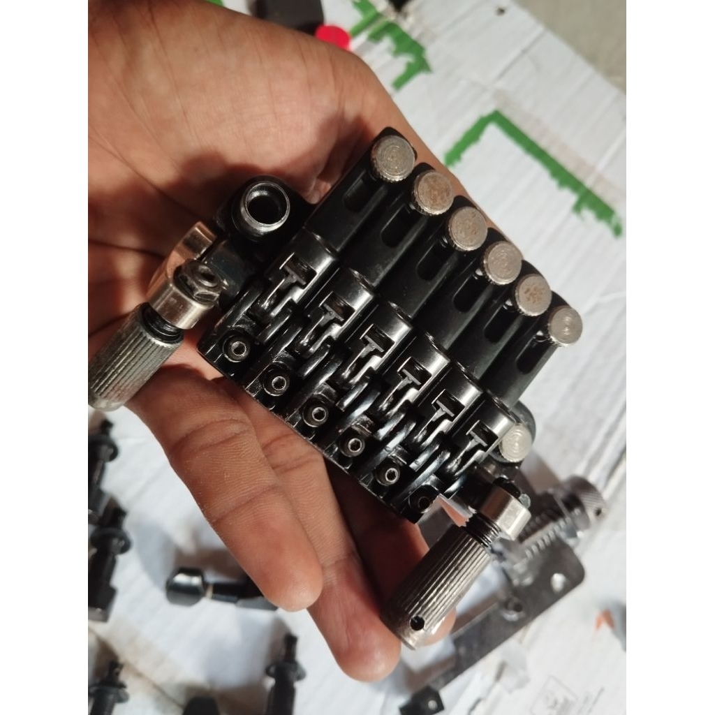 tremolo Edge Zero ZPS II / EDGE ZERO KLAKER / aksesoris gitar / part gitar elektrik bekas / acc gita