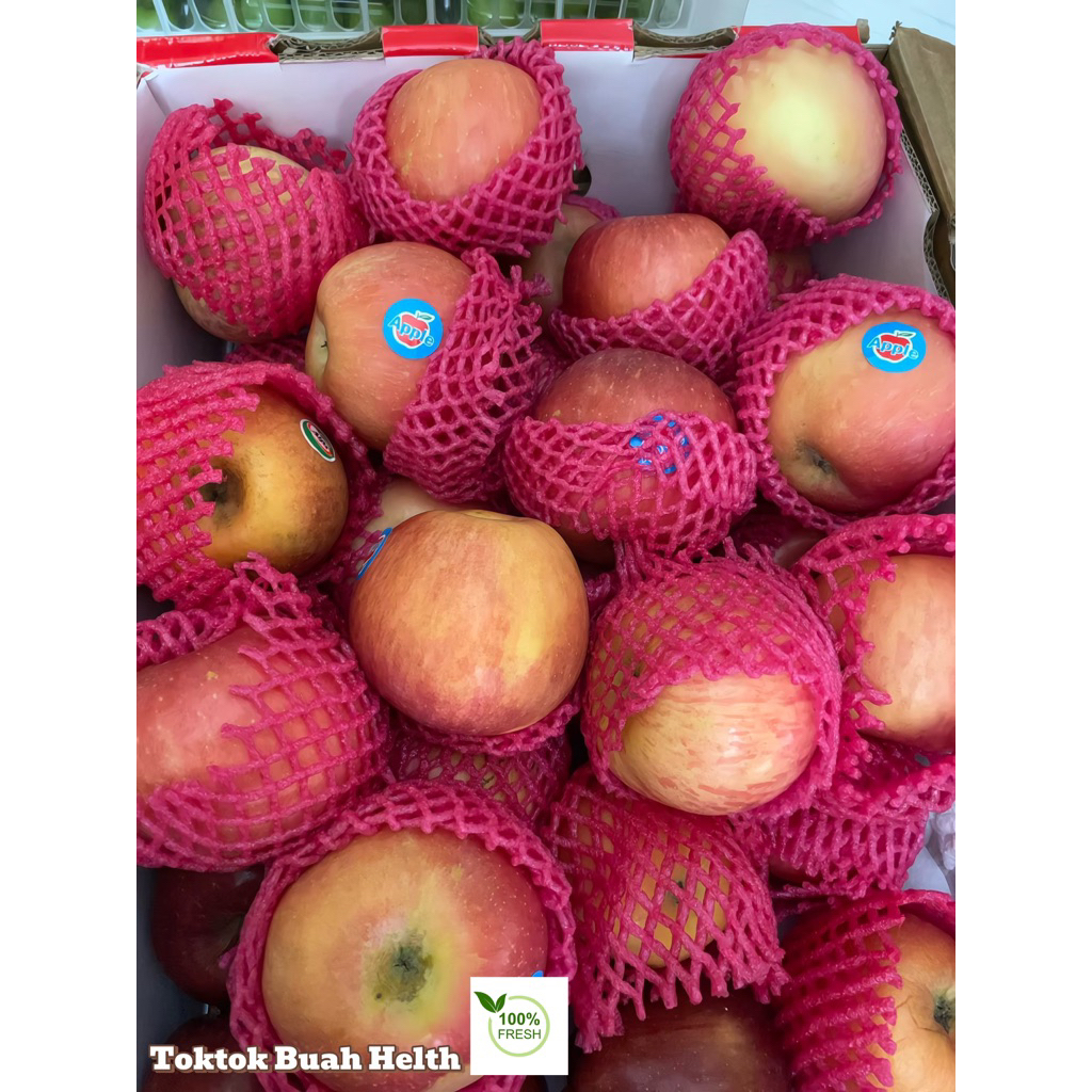 

Apel fuji manis segar