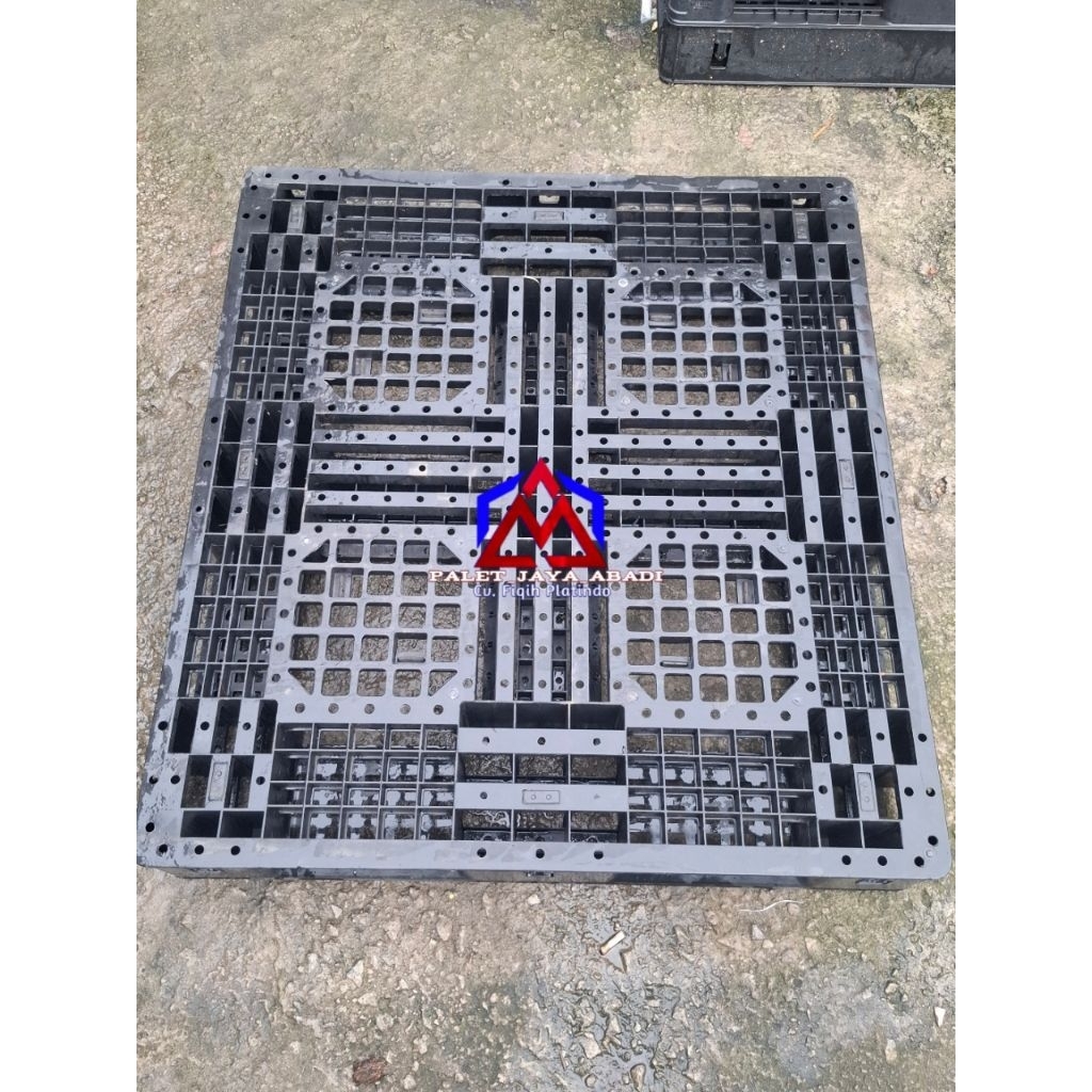 

Palet plastik bekas berkualitas Uk 110x100x15cm