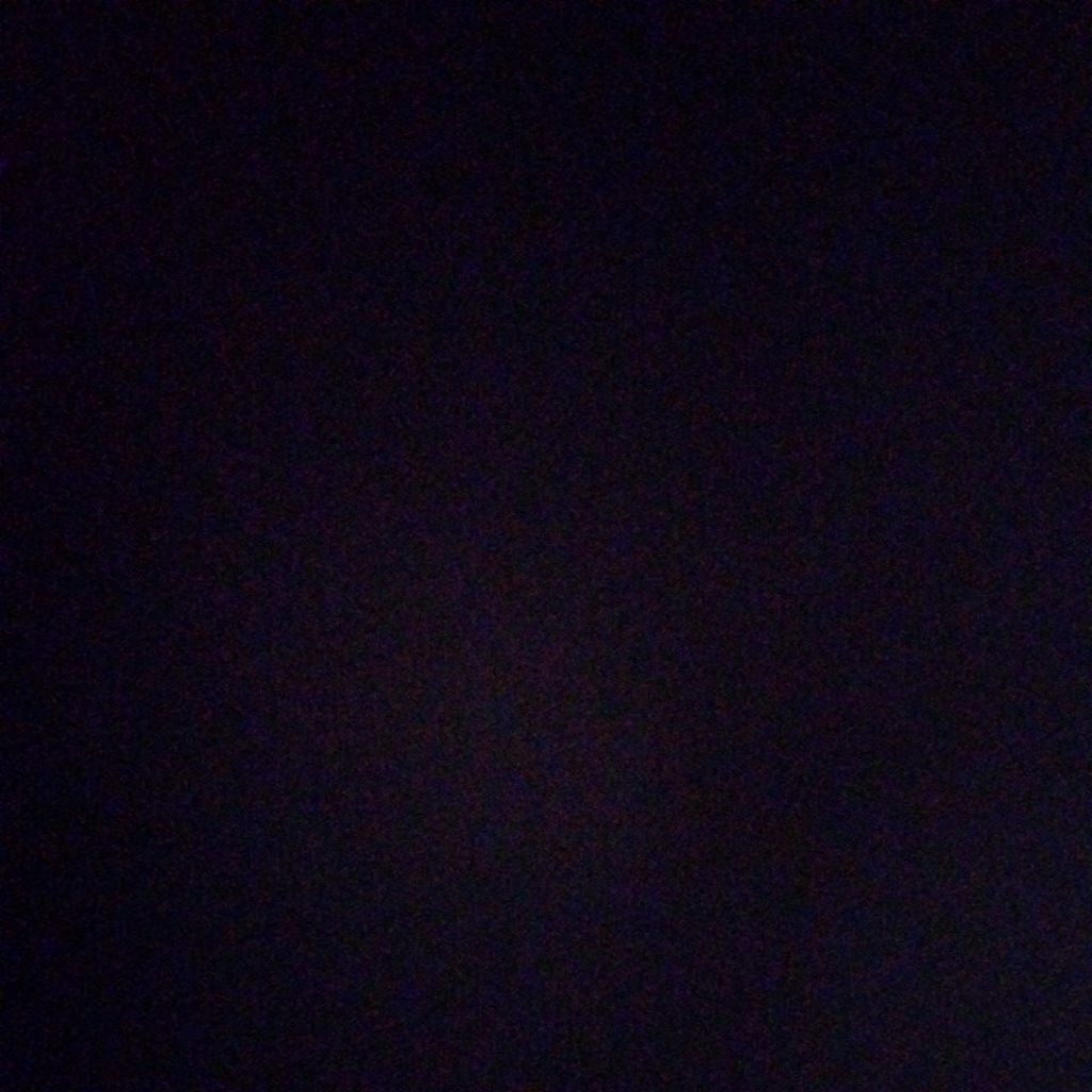 

hitam
