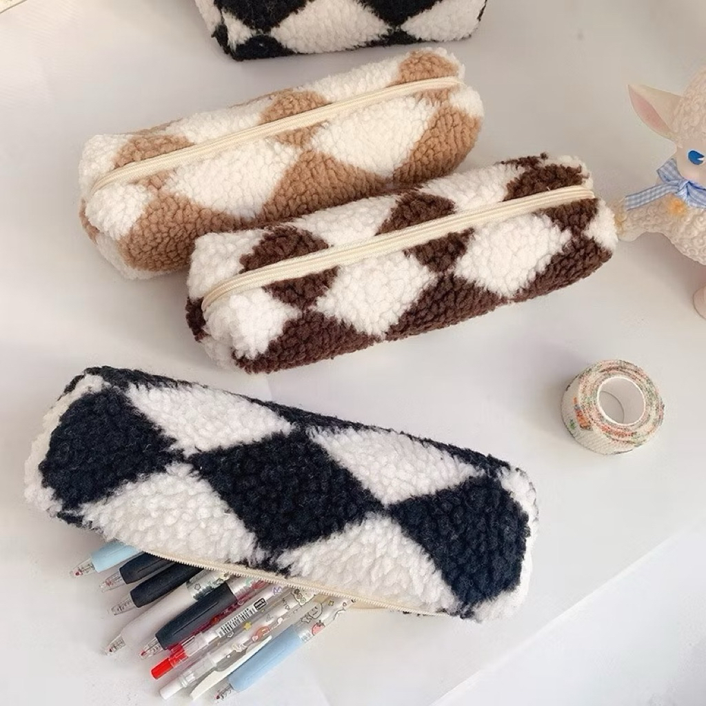 

Tempat Pensil Catur Simple Serbaguna Multifungsi Korean Style Unik Wadah Kotak Pensil