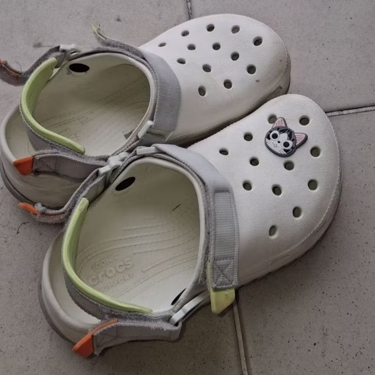 [PRELOVED] CROCS HIKER SENDAL PRIA WANITA