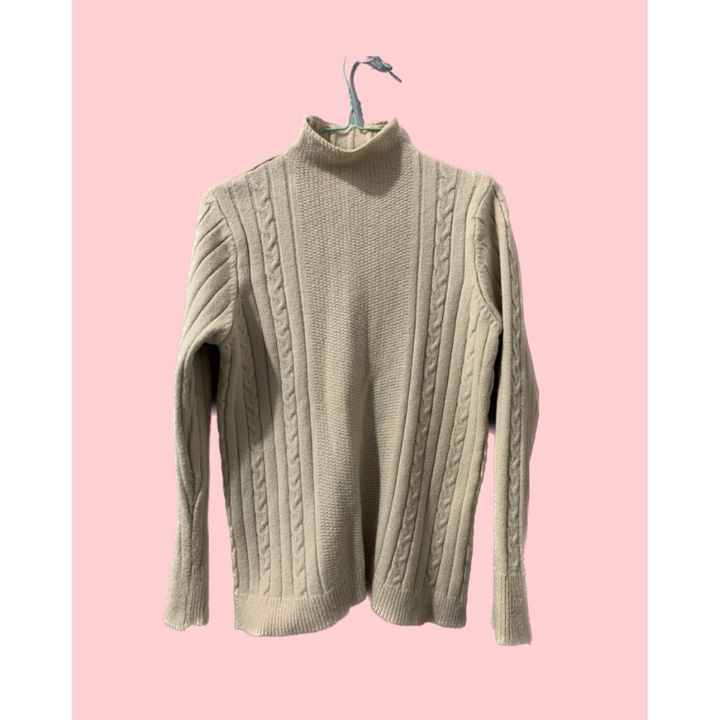 preloved cable knit turtleneck sweater